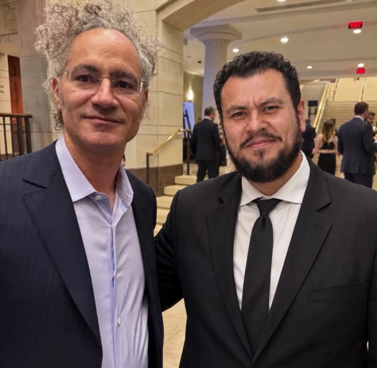 Kin Levi avec Alex Karp, cofondateur de Palantir.